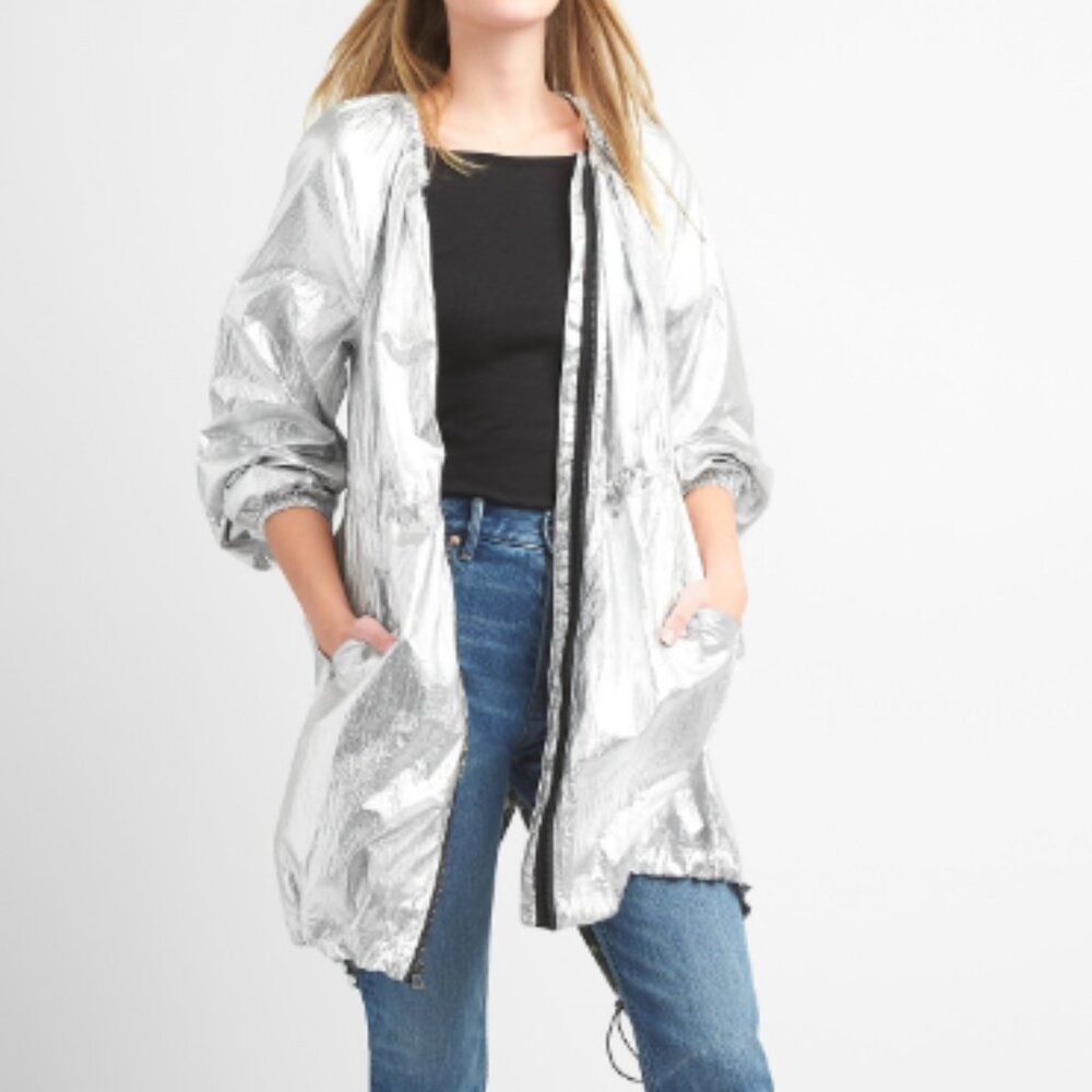 NWT GAP Women Size M, Metallic Parachute Lightweight Parka, Silver - Picture 3 of 11